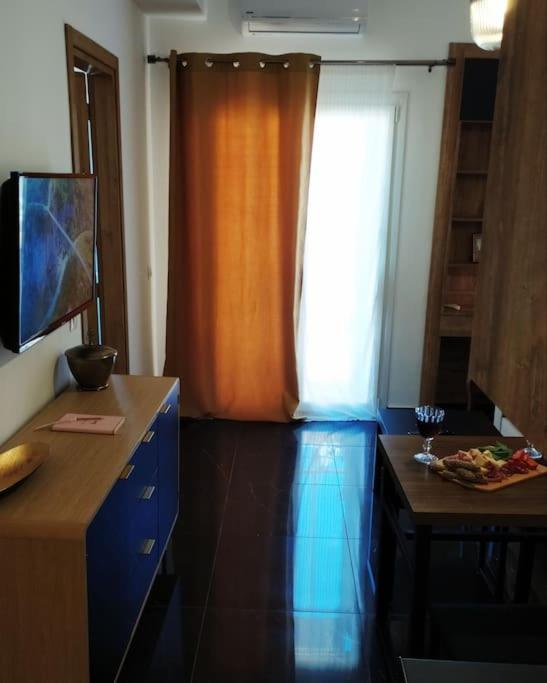 Xenofon'S Cozy Apartment Corfu  Екстериор снимка